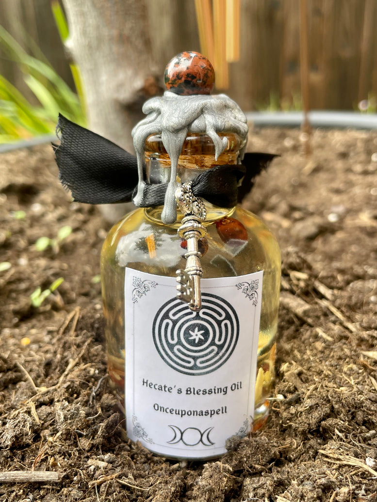 Hecate’s Blessing Ritual Spell Oil | Hekate | Offering | Goddess | Deity | Witchcraft | Wicca | Pagan | Spell Oil | Anointing | Gift | Altar