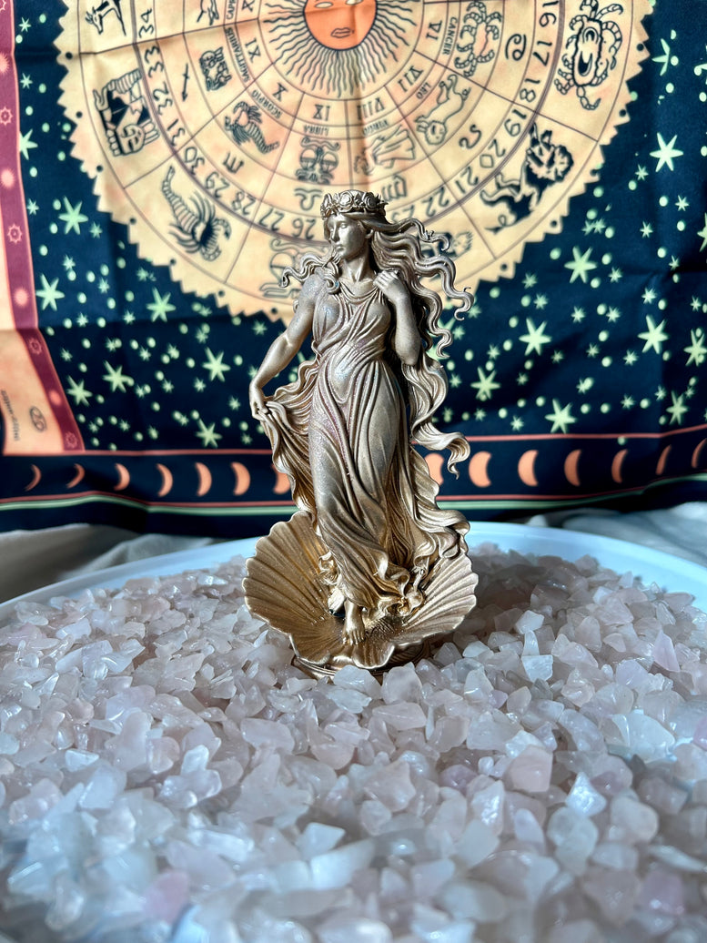 Aphrodite Resin 3D Printed Statue 14cm Tall for Altars Spiritual Worship Hand-Finished Antique Gold Tone Goddess of Love Beauty and Divine Feminine Energy Lightweight Gift Magical Standing Ornaments
