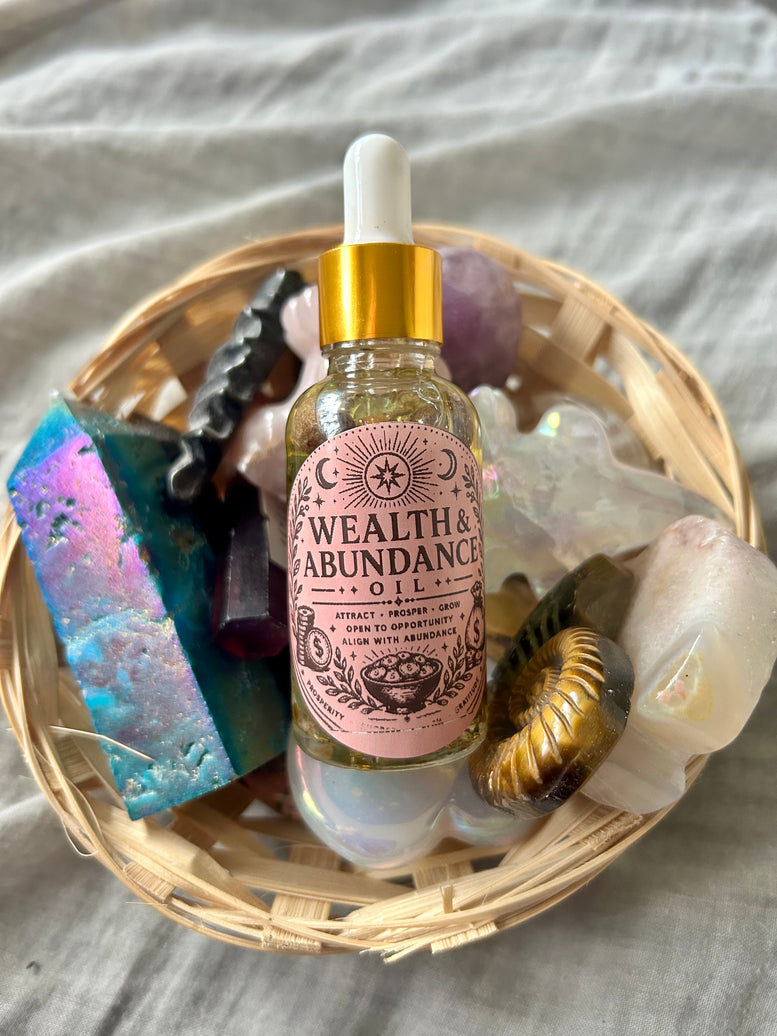 Wealth & Abundance Spell Oil 30ml with Citrine & Green Aventurine Crystals for Prosperity Rituals and Manifestation Practices - Scented, Bottle