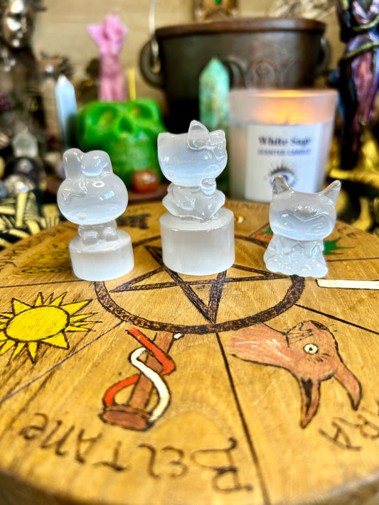 Kitty Selenite Crystal Carvings | Cats | Crystals | Reiki | Chakra | Spirituality | Witchy | Wicca | Pagan | Ornament | Gift | Sanrio | Cute
