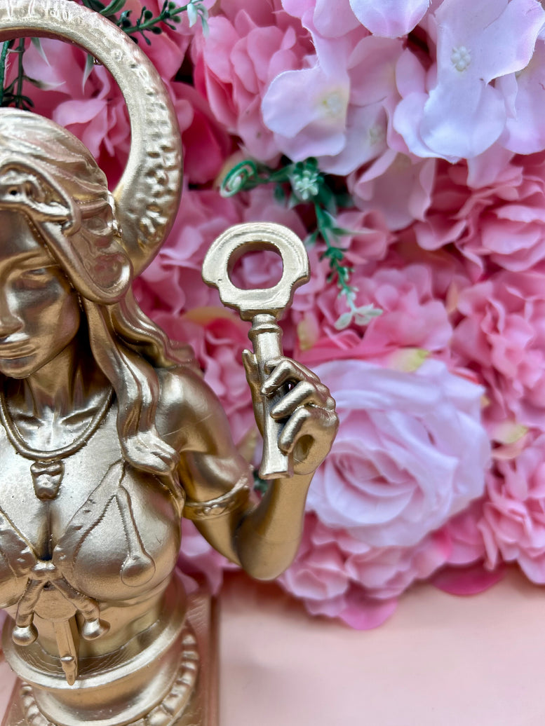 Hecate/Hekate Bust Resin Statue | Figure | Offering | Worship | Goddess | Witchcraft | Wiccan | Pagan | Home Decoration | Goddess of Witches