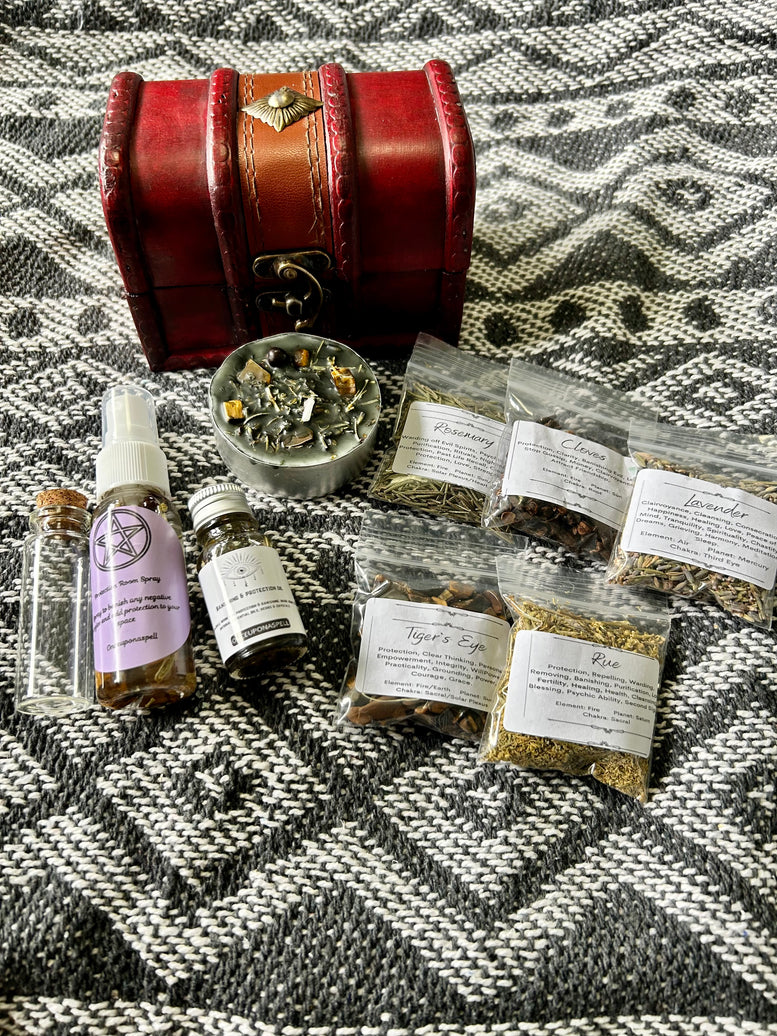 Little Chest of Protection and Banishing Spells | Witchcraft | Wiccan | Pagan | Spell Kit | Spell Candle | Oils | Herbs | Incense | Rituals