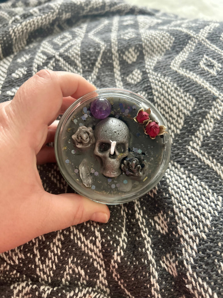 Protection and Banishing Hand Poured Spell Candle for Witchcraft with Amethyst Skull and Glitter Accents Decor Ornaments Decoration