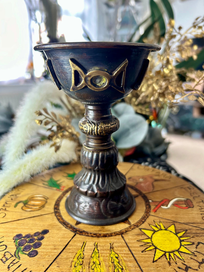 Antique Copper Ritual Goblet with Triple Moon 8x13cm | Chalice | Offering | Witchcraft | Wiccan | Pagan | Goddess | Altar | Rituals | Tools