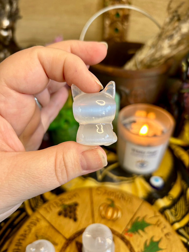 Kitty Selenite Crystal Carvings | Cats | Crystals | Reiki | Chakra | Spirituality | Witchy | Wicca | Pagan | Ornament | Gift | Sanrio | Cute