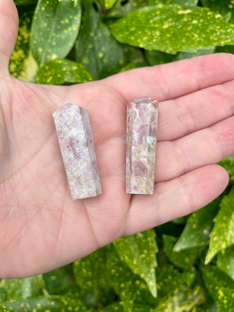 Strawberry Jasper Mini Points | Crystals | Towers | Crafts | Jewellery Making | Accessories | Supplies | Witchy | Wicca | Pagan | Witchcraft