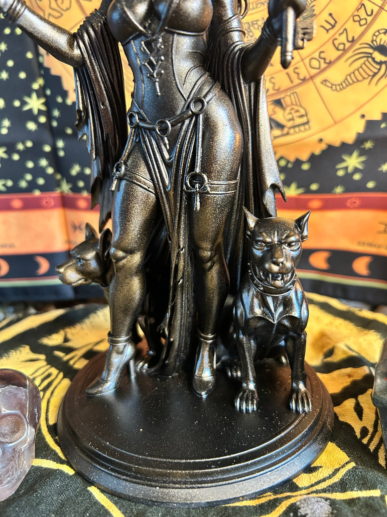Hekate Goddess of the Crossroads Resin Printed Statue with Key and Dog Ornaments Figurine for Home Decor