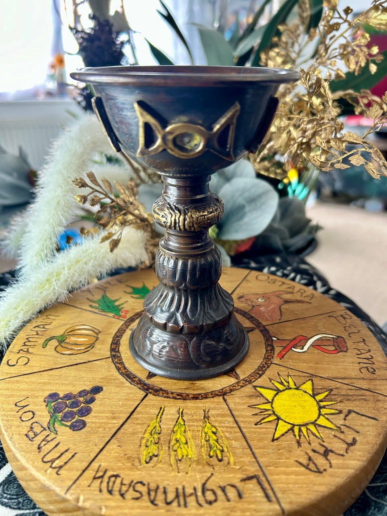 Antique Copper Ritual Goblet with Triple Moon 8x13cm | Chalice | Offering | Witchcraft | Wiccan | Pagan | Goddess | Altar | Rituals | Tools