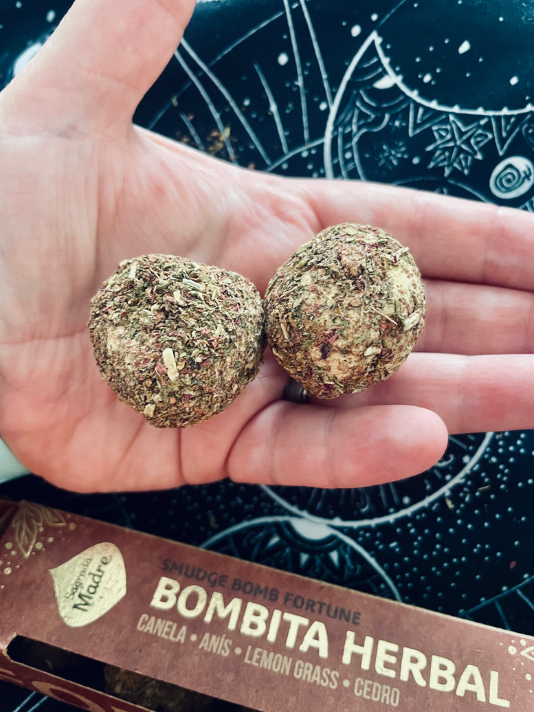 Sagrada Madre Smudge Bombs - Love - Fortune | Herbal | Smudge | Incense | Spells | Wicca | Pagan | Witchcraft | Natural | Smoke Cleansing