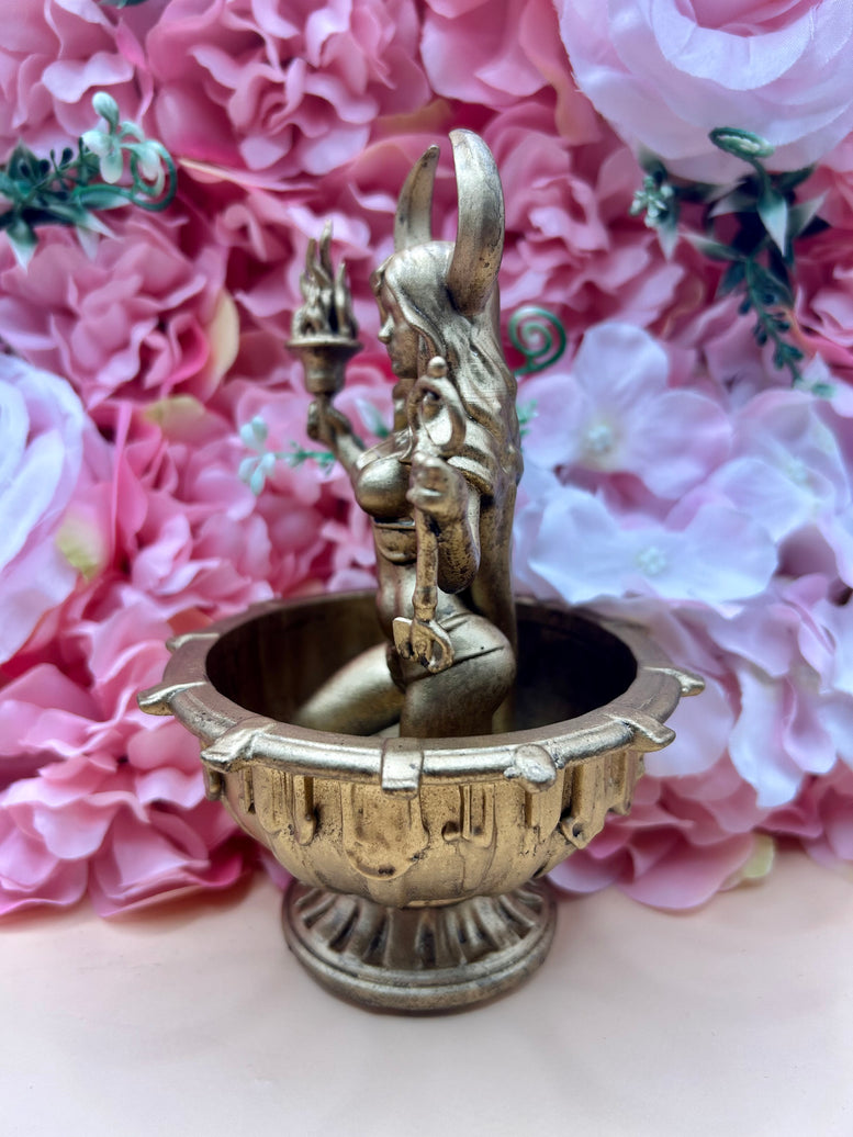 Hecate/Hekate Offering Bowl Resin Statue | Figure | Offering | Worship | Goddess | Witchcraft | Wiccan | Pagan | Home Decoration | Witchy