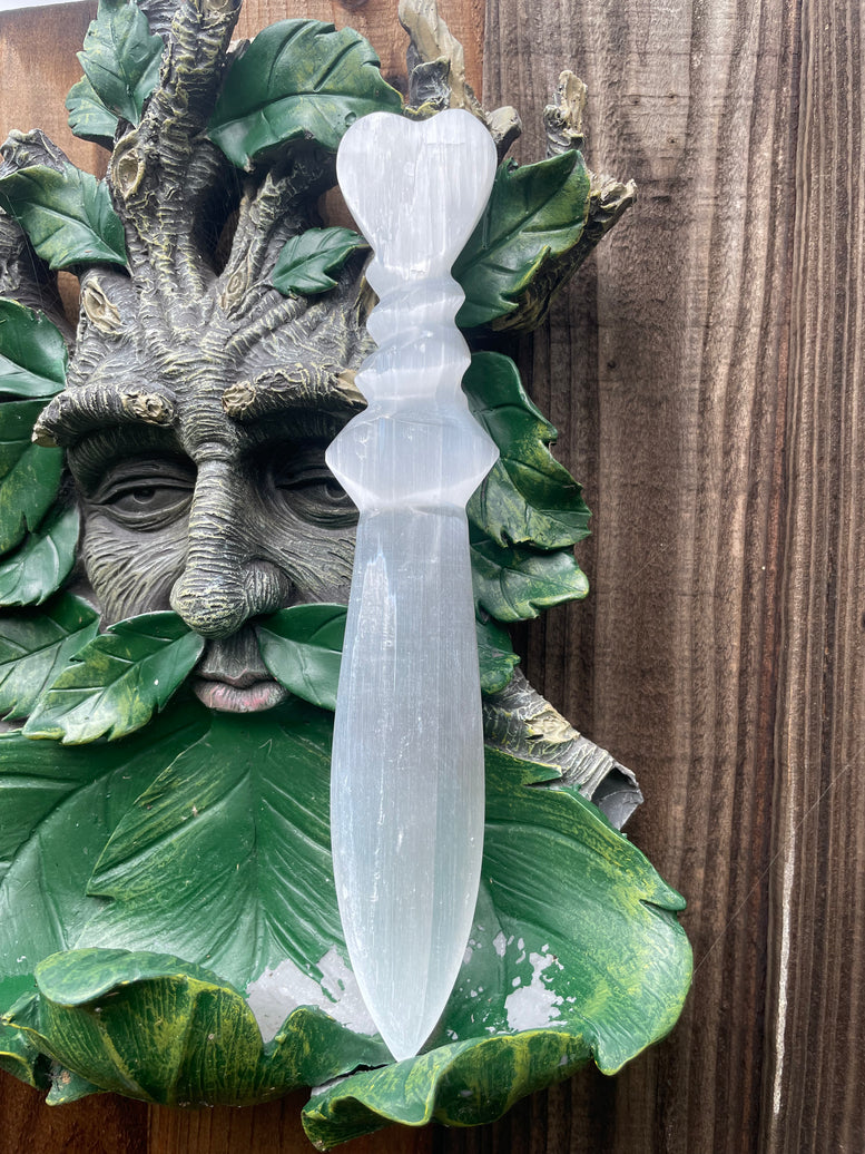 Selenite Lrg Ritual Knife - Spiral (25cm)