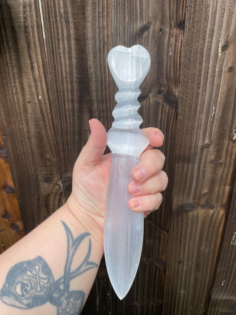 Selenite Lrg Ritual Knife - Spiral (25cm)