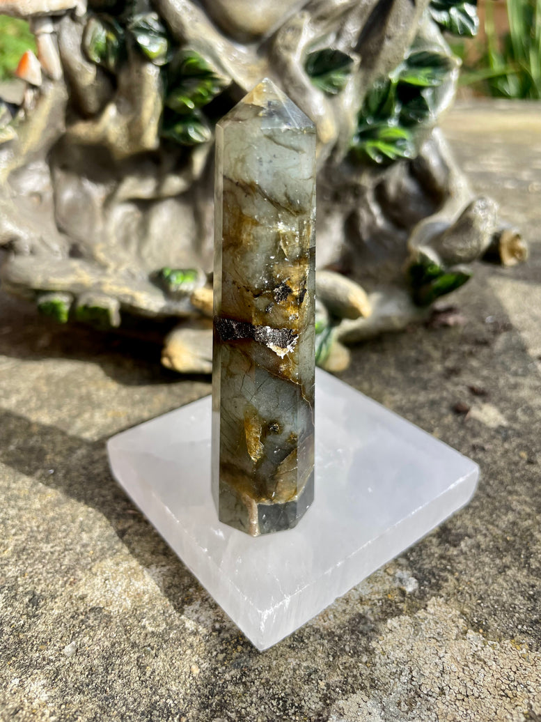 igh Grade Flashy Labradorite Polished Towers/Points | Crystals | Reiki | Chakra | Gemstones | Shiny Rainbow Crystal | Home Decor | Rainbow