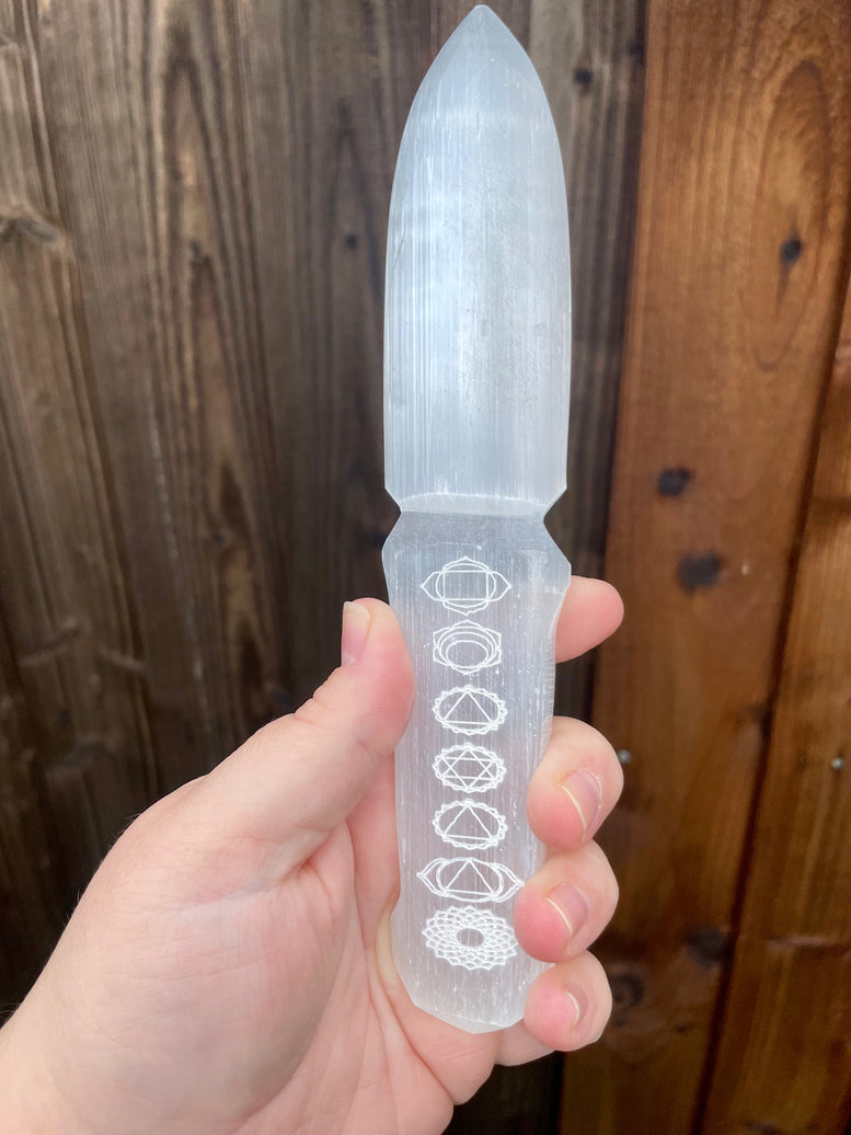 Selenite Ritual Knife - Chakra | Selenite Wand | Ceremonial | Altar | Crystals | Witchcraft | Wicca | Pagan | Magical knife | Gift | Athame