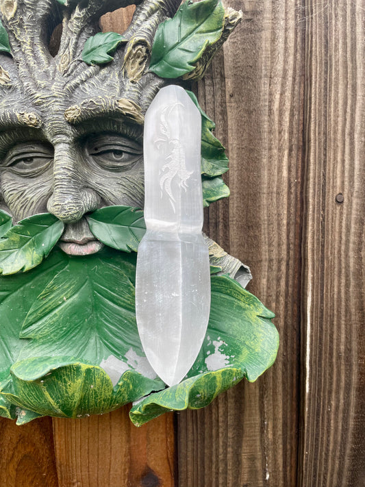 Selenite Ritual Knife - Letting go of the past | Selenite Wand | Ceremonial | Altar | Crystals | Witchcraft | Wicca | Pagan | Athame | Gift