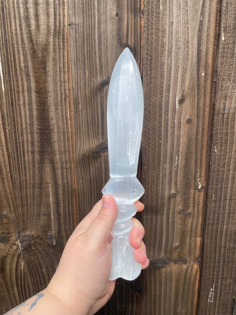 Selenite Lrg Ritual Knife - Spiral (25cm)