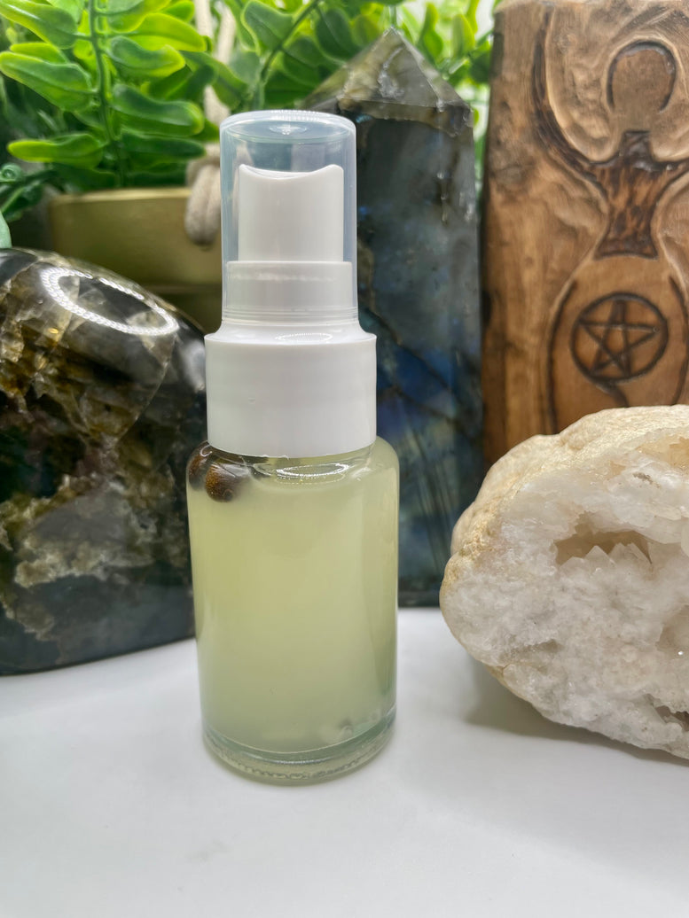 30ml Luck & Prosperity Sacred Ritual Smokeless Room Spray | Money | Witchcraft | Wiccan | Pagan | Mist | Crystal Infused | Herbs | Oil
