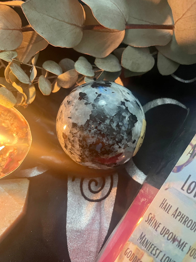 7cm Rainbow Moonstone Flashy Sphere/Crystal Ball | Gemstones | Rocks | Witchcraft | Wiccan | Pagan | Healing | Reiki | Chakra | Gift | Goth