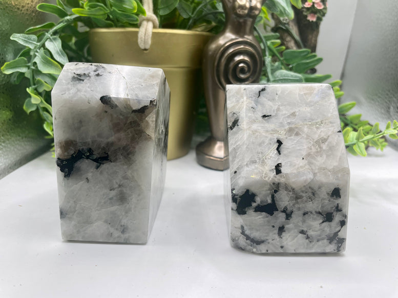 High Grade Flashy Rainbow Moonstone Freeform’s | Crystals | Reiki | Chakra | Healing | Witchcraft | Wiccan | Pagan | Stones | Gemstones