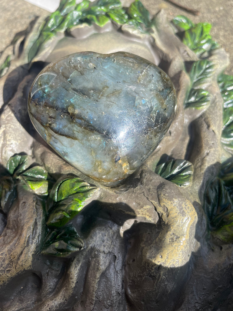 Natural Labradorite Heart | 7cm | Crystal | Crystal Healing | Reiki | Chakra | Ornament | Divination | Witchcraft | Wiccan | Pagan | Gift