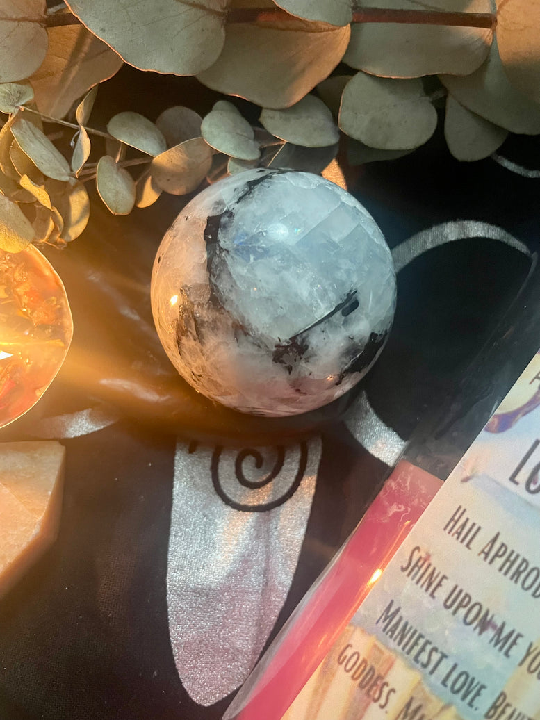 6cm Rainbow Moonstone Flashy Sphere/Crystal Ball | Gemstones | Rocks | Witchcraft | Wiccan | Pagan | Healing | Reiki | Chakra | Gift | Goth