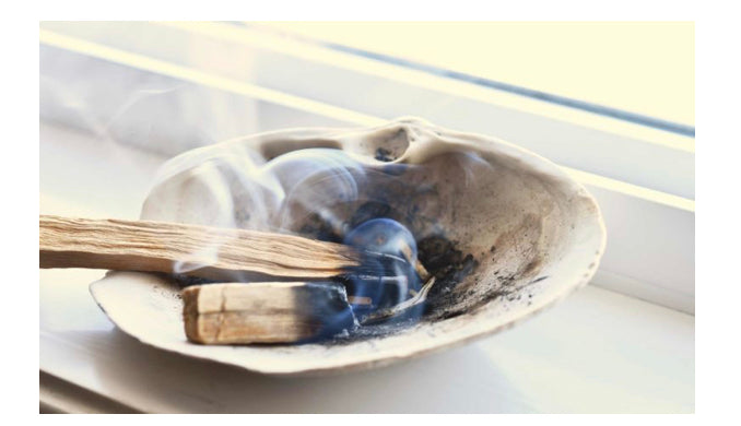Fragrant Palo Santo Holy Wood Stick | 5-10g | Holy Wood | Incense | Purification | Cleansing | Witchcraft | Wiccan | Pagan | Spiritual