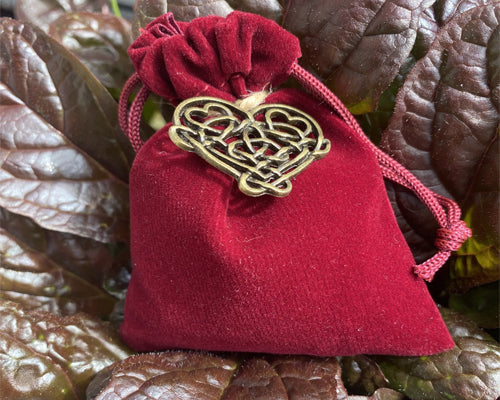 Love Magnet charm Mojo Bag