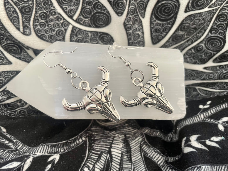 The Horned God Charm Dangle Earrings | Jewellery | Earrings | Wiccan | Pagan | Witchy | Spiritually | Baphomet | Cernunnos | Alloy | Silver