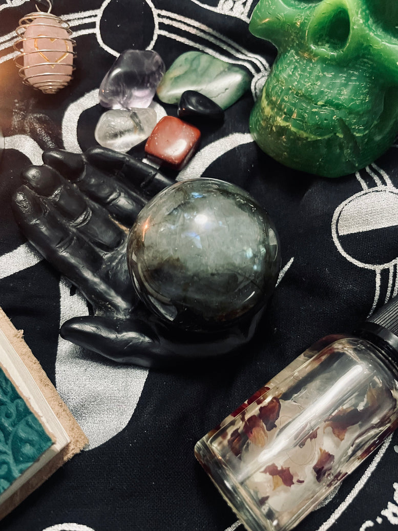 Natural Labradorite Sphere/Ball | 5cm | Crystal | Crystal Ball | Reiki | Chakra | Scrying | Divination | Witchcraft | Wiccan | Pagan | Gift