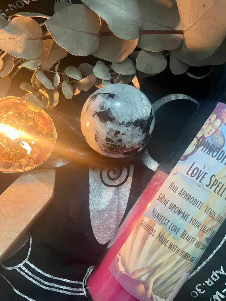 6cm Rainbow Moonstone Flashy Sphere/Crystal Ball | Gemstones | Rocks | Witchcraft | Wiccan | Pagan | Healing | Reiki | Chakra | Gift | Goth