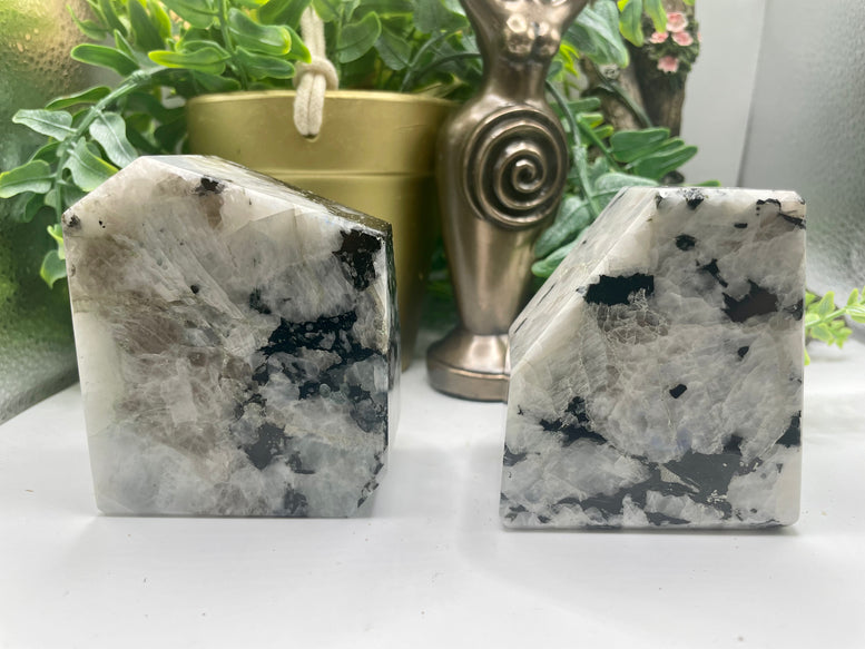 High Grade Flashy Rainbow Moonstone Freeform’s | Crystals | Reiki | Chakra | Healing | Witchcraft | Wiccan | Pagan | Stones | Gemstones