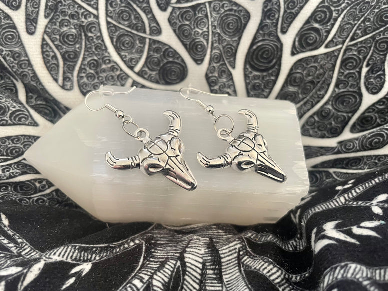 The Horned God Charm Dangle Earrings | Jewellery | Earrings | Wiccan | Pagan | Witchy | Spiritually | Baphomet | Cernunnos | Alloy | Silver