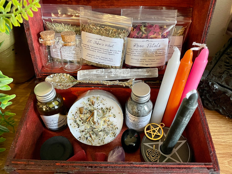 Witches Starter Kit Chest of Supplies | Gift set | Apocathery | Candles | Incense | Witchcraft | Wiccan | Pagan | Magic | Oils | Herbs