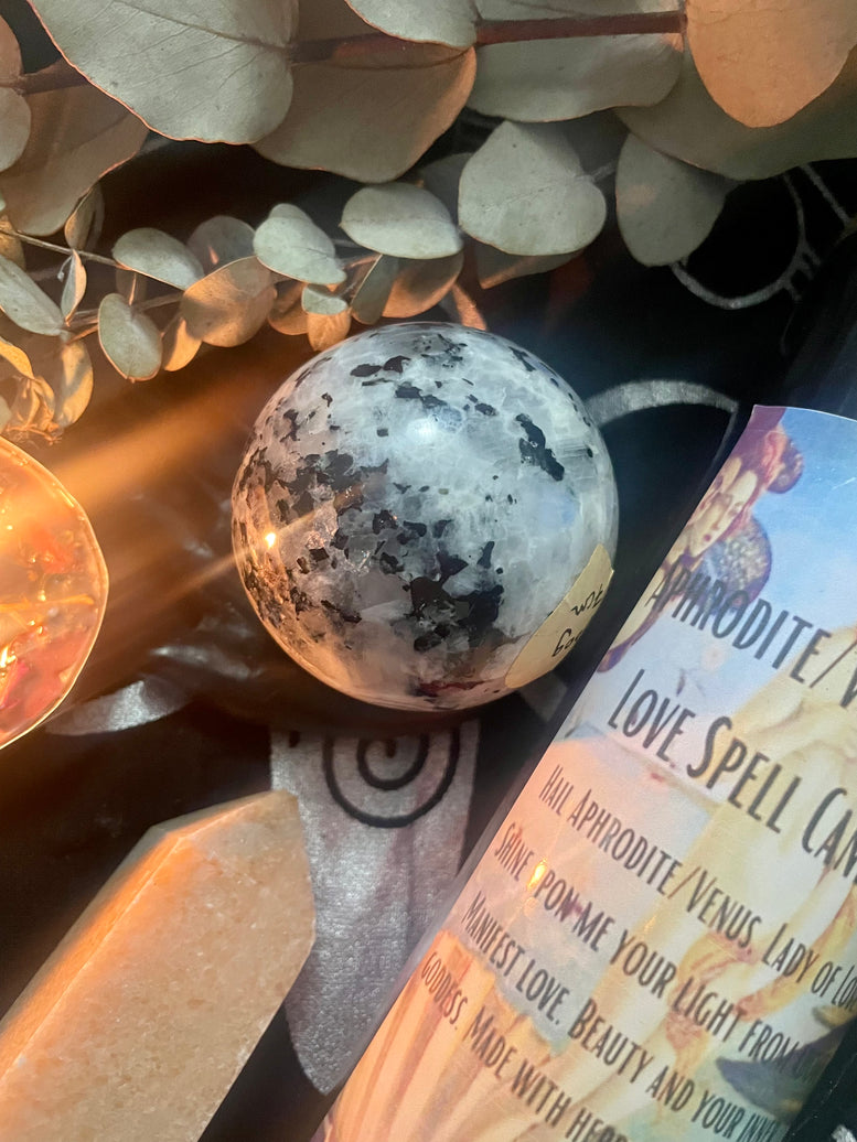7cm Rainbow Moonstone Flashy Sphere/Crystal Ball | Gemstones | Rocks | Witchcraft | Wiccan | Pagan | Healing | Reiki | Chakra | Gift | Goth