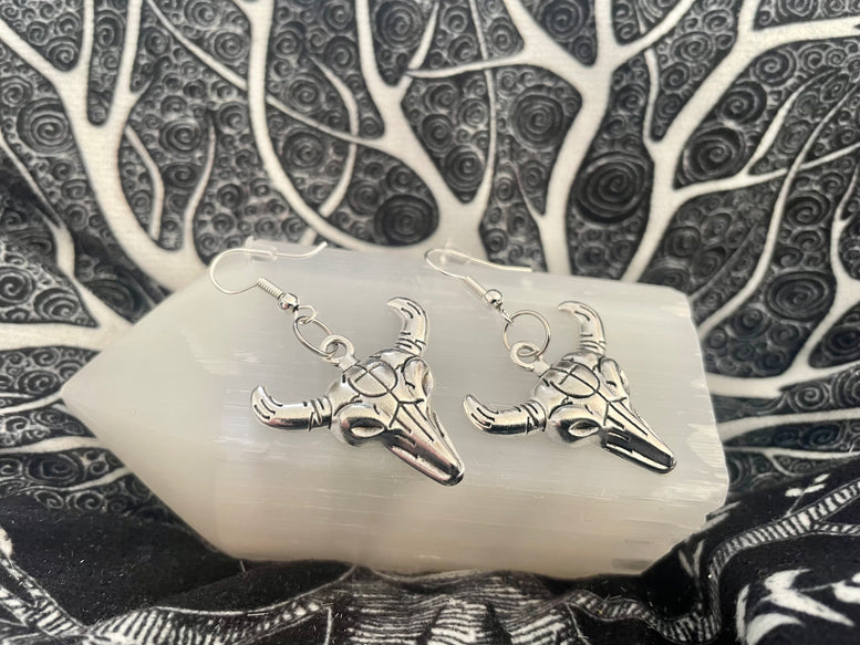 The Horned God Charm Dangle Earrings | Jewellery | Earrings | Wiccan | Pagan | Witchy | Spiritually | Baphomet | Cernunnos | Alloy | Silver
