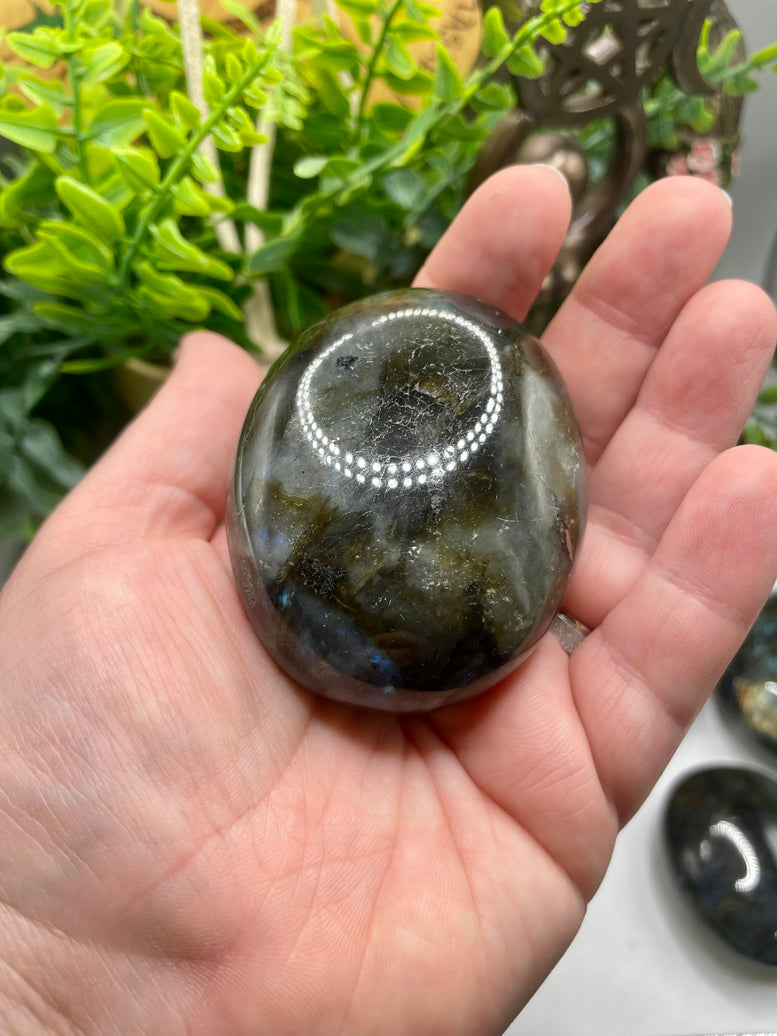 High Grade Flashy Labradorite Polished Palm Stones | Crystals | Reiki | Chakra | Gemstones | Shiny Rainbow Crystal | Home Decor | Rainbow