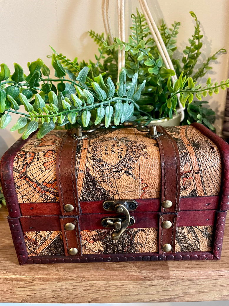 Witches Starter Kit Chest of Supplies | Gift set | Apocathery | Candles | Incense | Witchcraft | Wiccan | Pagan | Magic | Oils | Herbs