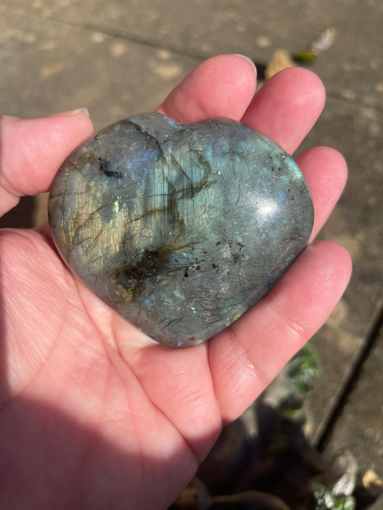 Natural Labradorite Heart | 7cm | Crystal | Crystal Healing | Reiki | Chakra | Ornament | Divination | Witchcraft | Wiccan | Pagan | Gift
