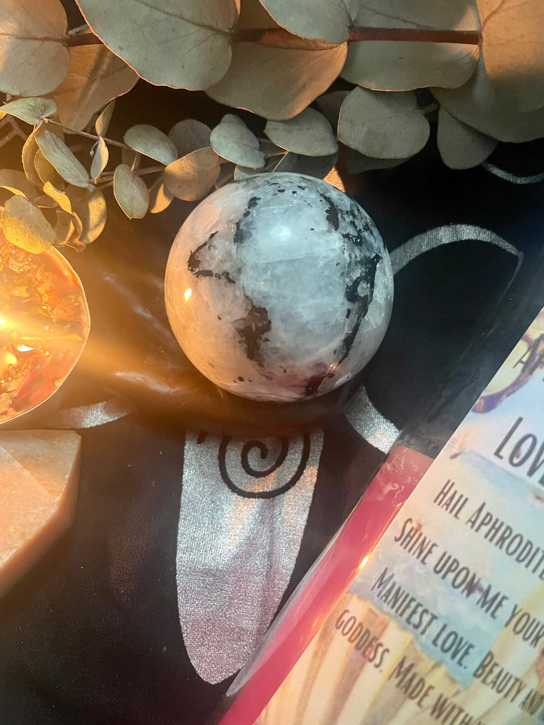 6cm Rainbow Moonstone Flashy Sphere/Crystal Ball | Gemstones | Rocks | Witchcraft | Wiccan | Pagan | Healing | Reiki | Chakra | Gift | Goth
