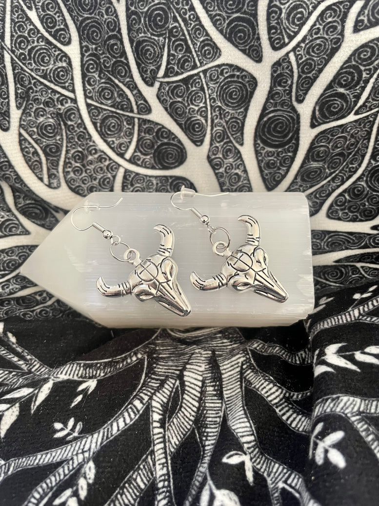 The Horned God Charm Dangle Earrings | Jewellery | Earrings | Wiccan | Pagan | Witchy | Spiritually | Baphomet | Cernunnos | Alloy | Silver