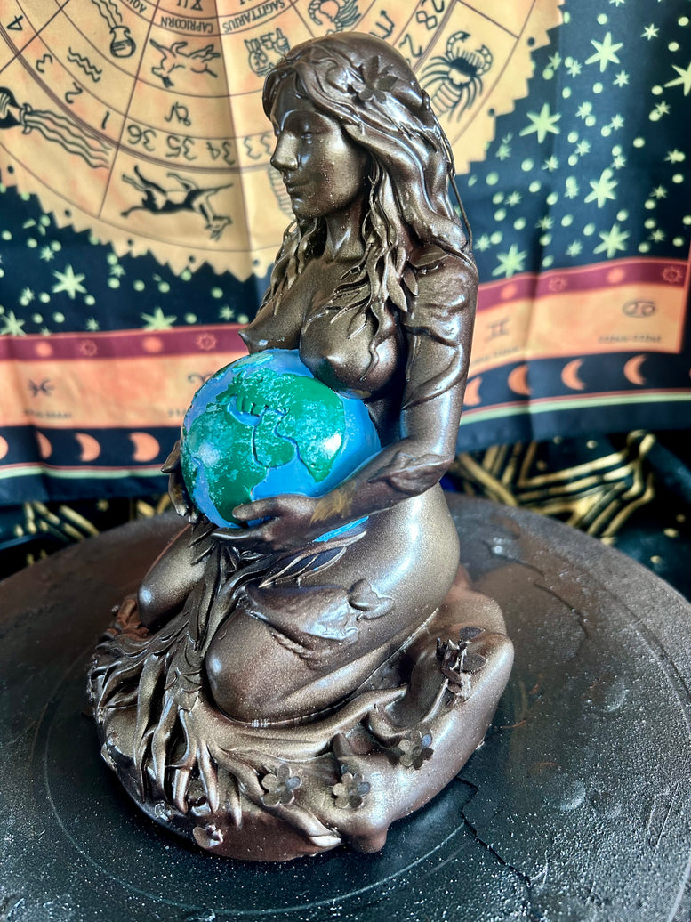 Mother Earth Gaia Statue – 17cm Resin Figurine witchcraft Wiccan pagan nature earth goddess