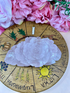 Rose Quartz Rose Crystal Carving | Flower | Witchcraft | Wiccan | Pagan | Home Decor | Ornament | Gift | Healing Crystals | Chakra | Reiki