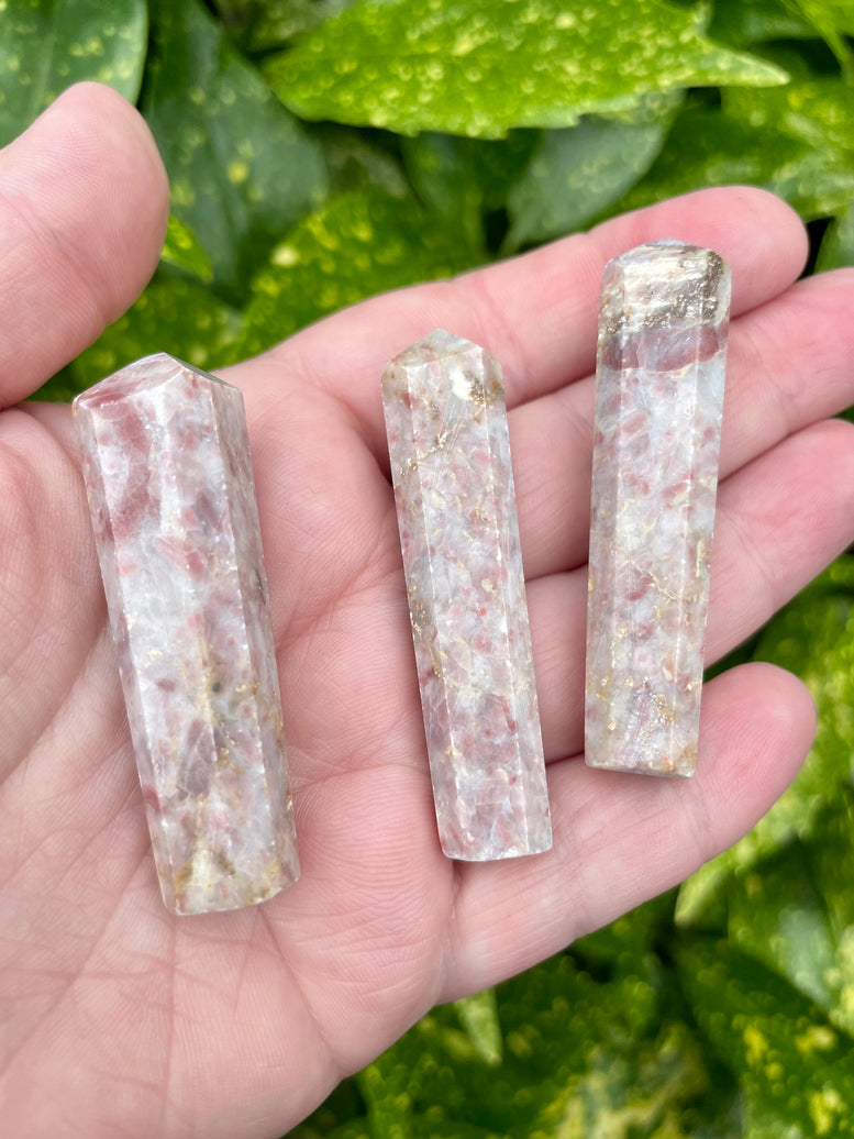 Strawberry Jasper Mini Points | Crystals | Towers | Crafts | Jewellery Making | Accessories | Supplies | Witchy | Wicca | Pagan | Witchcraft