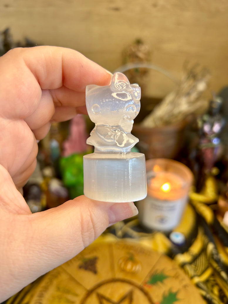Kitty Selenite Crystal Carvings | Cats | Crystals | Reiki | Chakra | Spirituality | Witchy | Wicca | Pagan | Ornament | Gift | Sanrio | Cute