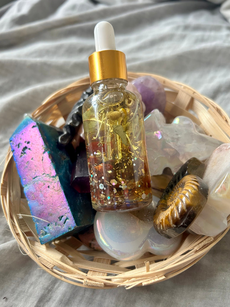 Manifestation Spell Oil 30ml - Focus Intention Allure with Carnelian & Amethyst Crystals for Spiritual Alignment and Manifestation Rituals