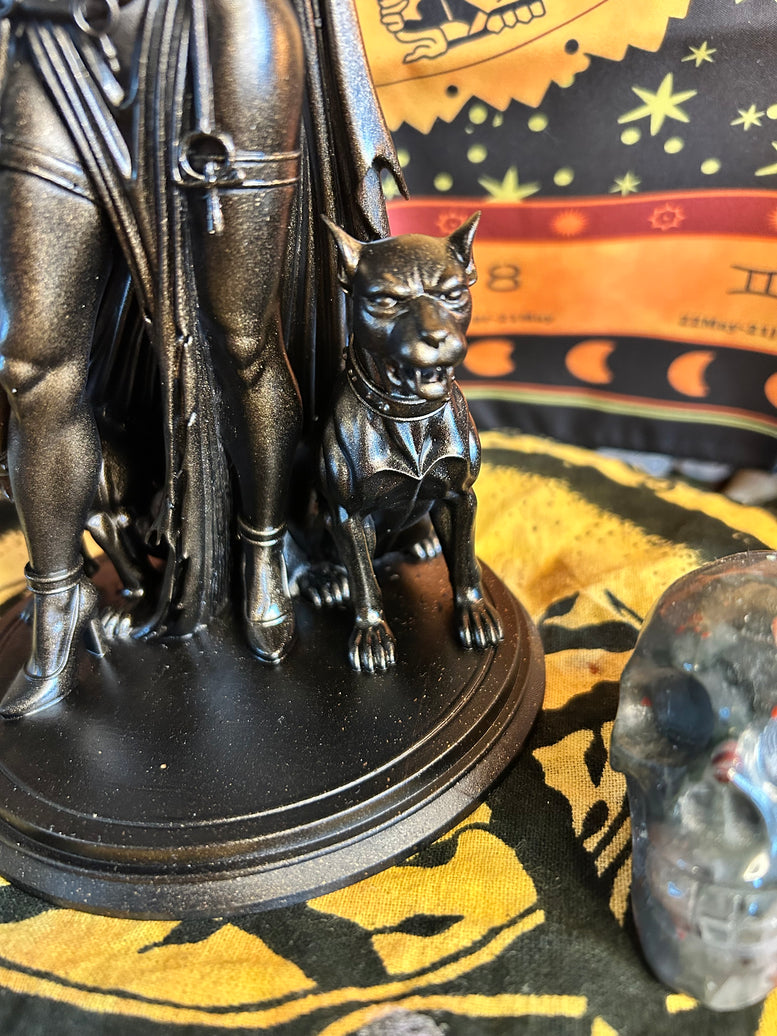 Hekate Goddess of the Crossroads Resin Printed Statue with Key and Dog Ornaments Figurine for Home Decor