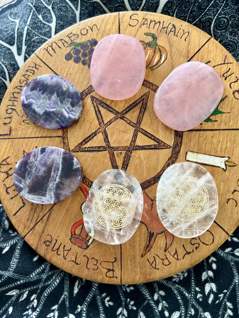 Flower of Life Crystal Palm Stone | Reiki | Chakra | | Crystals | Wicca | Pagan | Spirituality | Quartz | Witchy | Meditation | Palm Stones