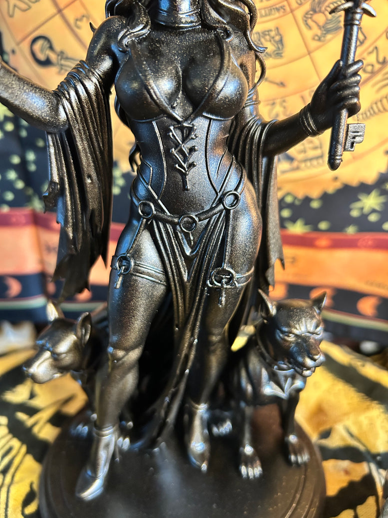Hekate Goddess of the Crossroads Resin Printed Statue with Key and Dog Ornaments Figurine for Home Decor