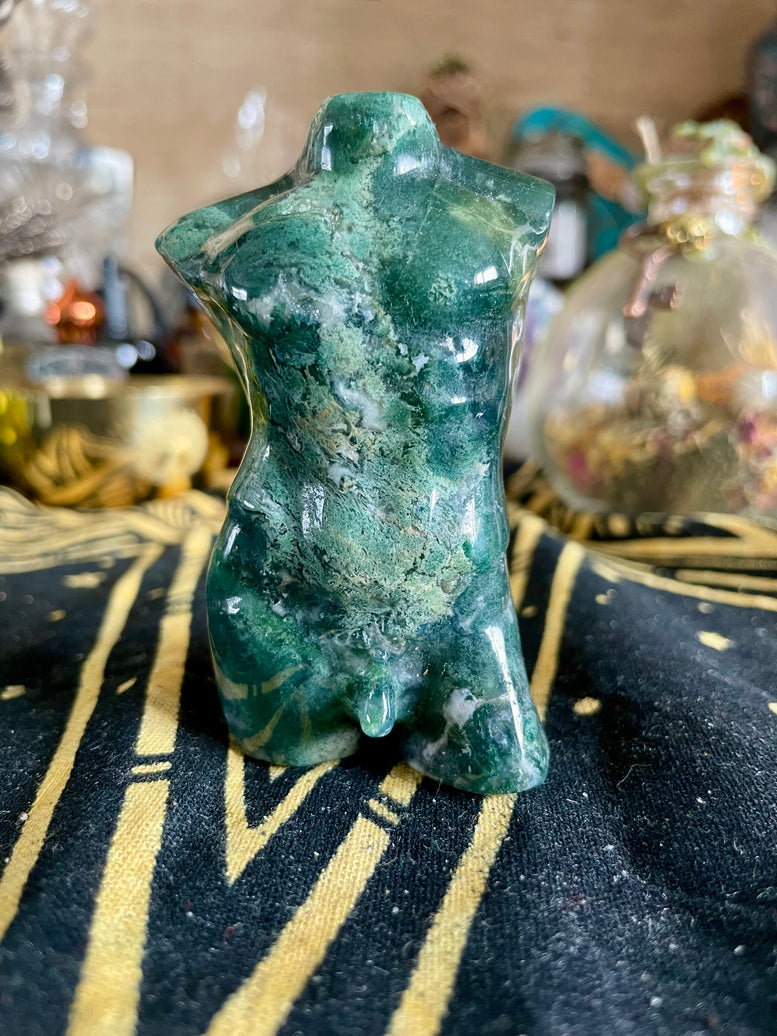 Moss Agate Crystal Male Body | Crystal Carving | Wicca | Pagan | Reiki | Chakra | Moon Energy | Healing | Gift | Witchcraft | Earth Energy