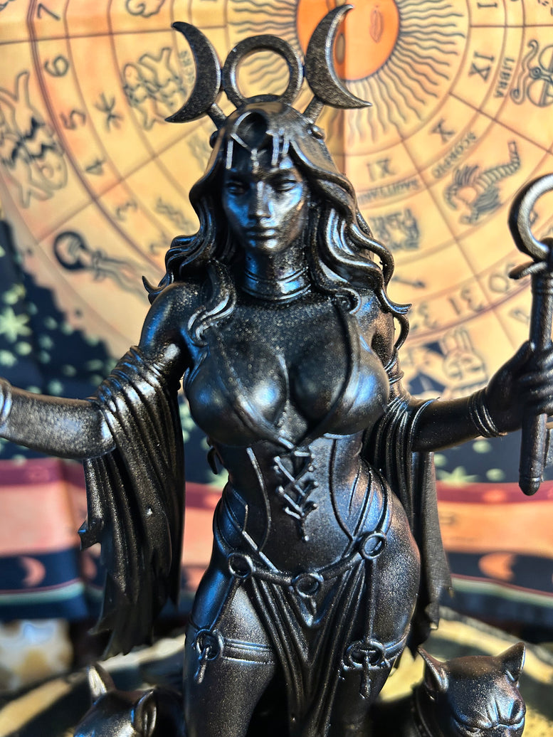 Hekate Goddess of the Crossroads Resin Printed Statue with Key and Dog Ornaments Figurine for Home Decor